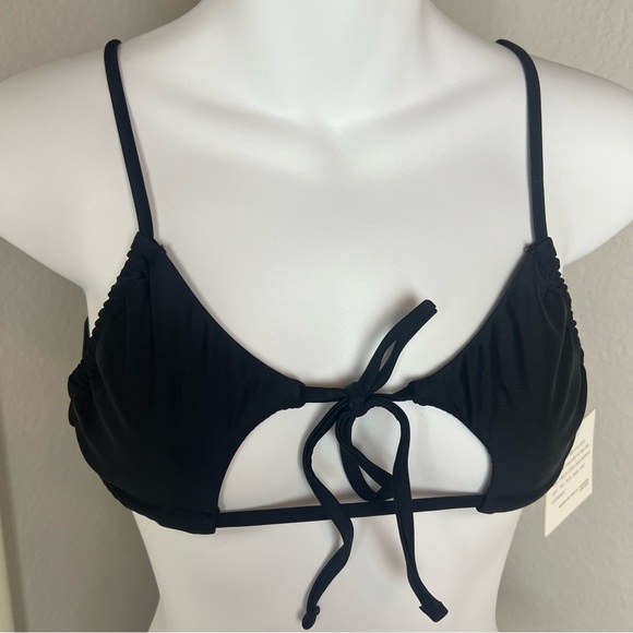 Cabo couture solid black bikini set - Picture 5 of 8